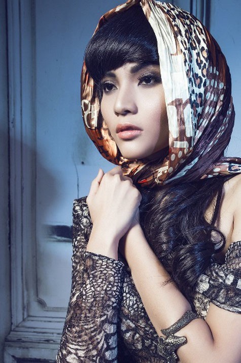 Đặc biệt làn da ngăm ngăm của Trương Thị May đã tạo nên vẻ đẹp khác biệt của cô tại showbiz Việt